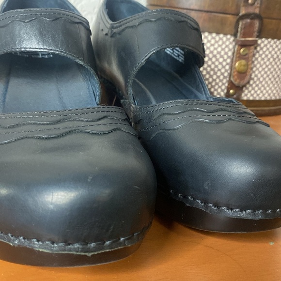 Dansko Harlow Mary Jane Clogs Black Leather - Picture 10 of 10